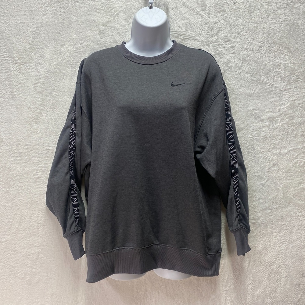 Nike Dri-Fit Therma Sweatshirt Women Small Gray Workout Training Spellout Sleeve